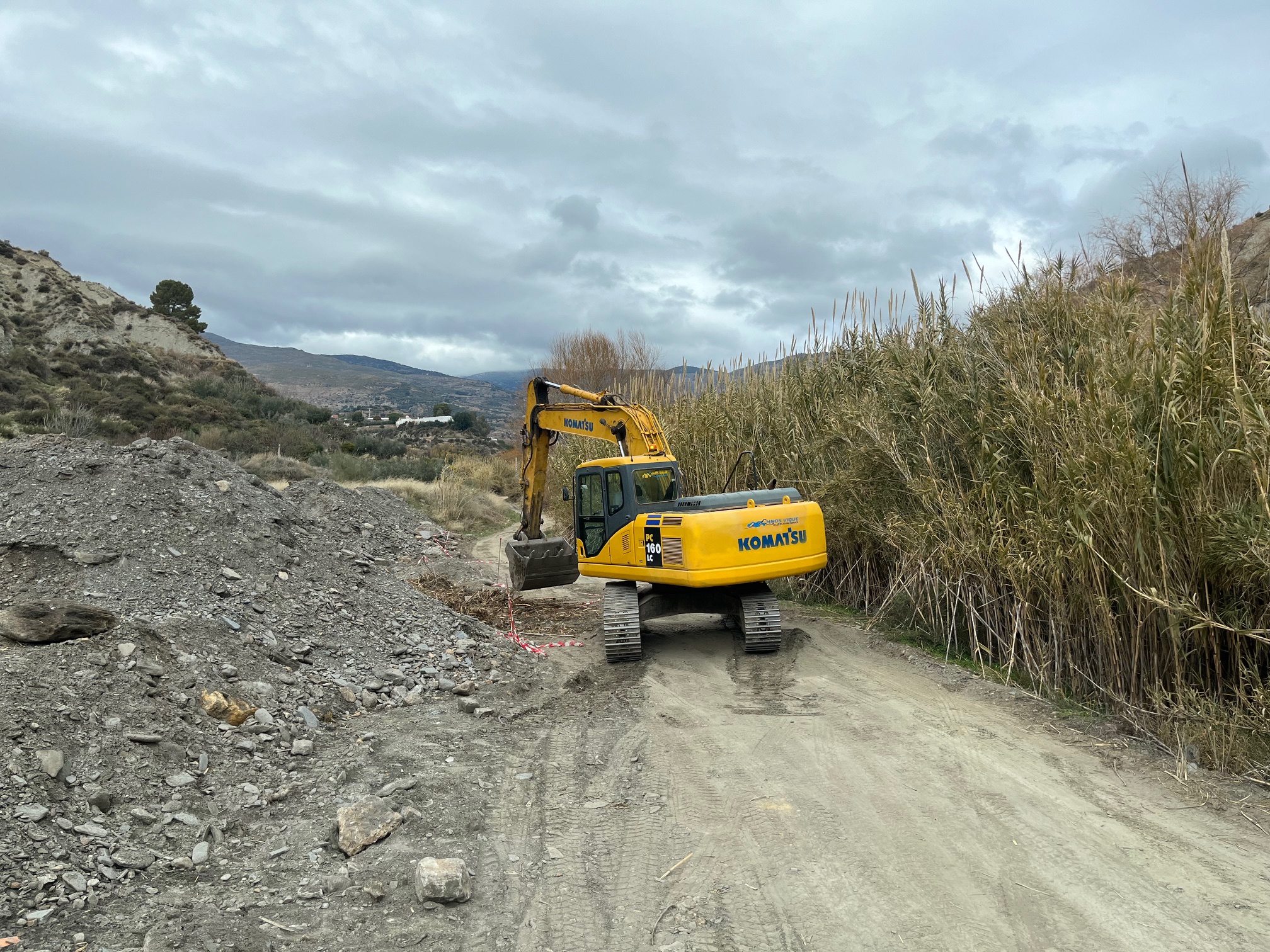 Servicio de mantenimiento de cauces en Almería